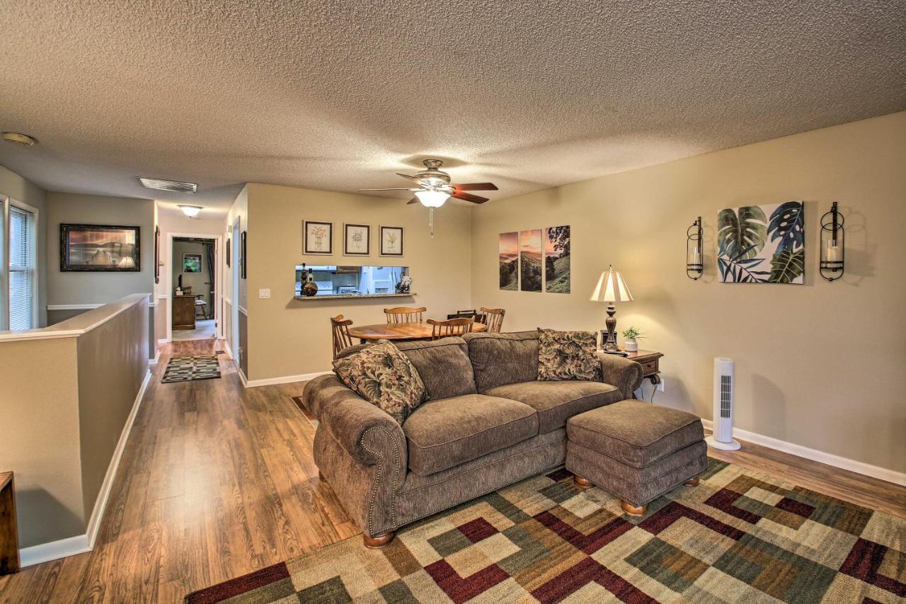 Hot Springs Village Retreat With Deck 3 Mi To Golf! Exterior photo