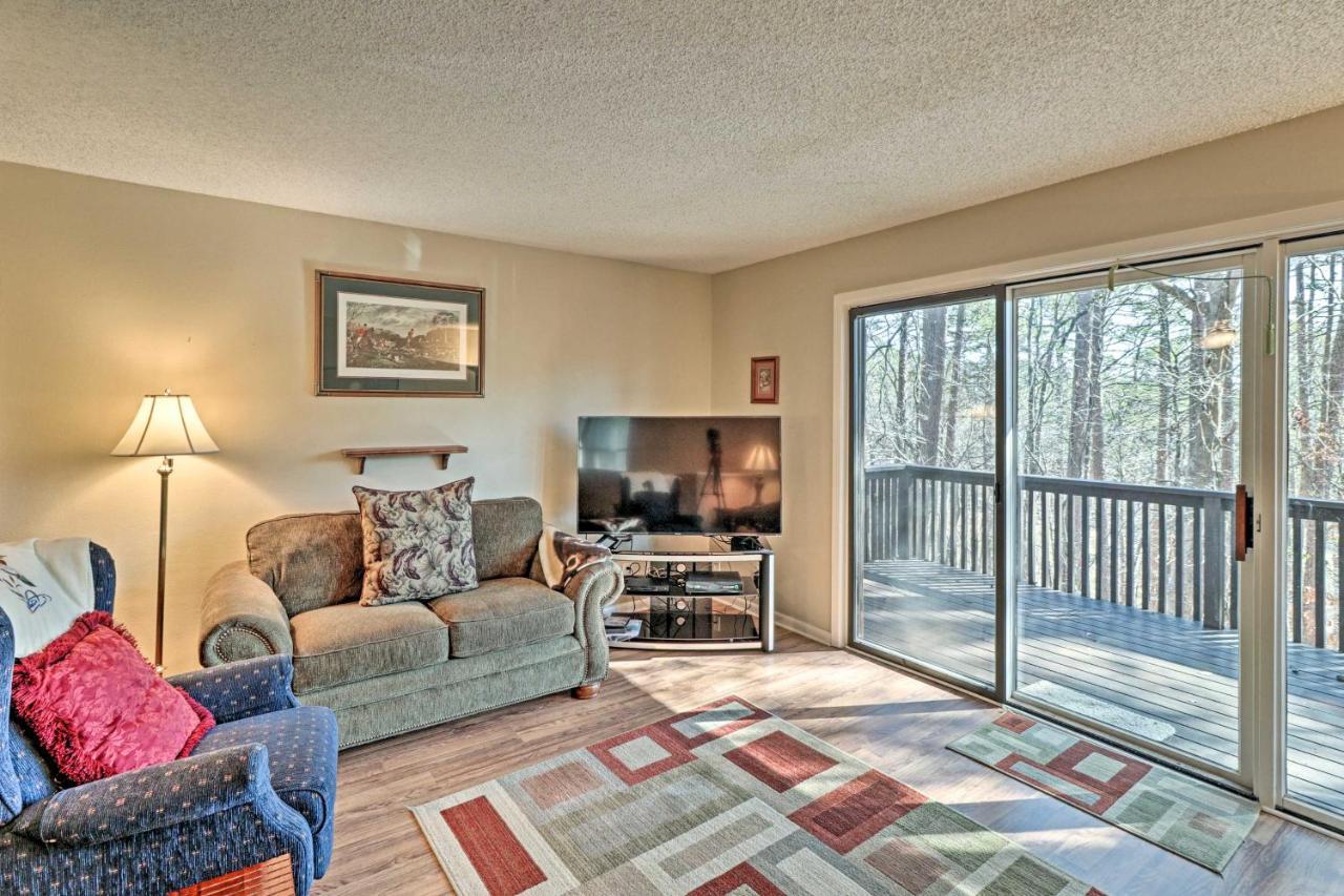 Hot Springs Village Retreat With Deck 3 Mi To Golf! Exterior photo